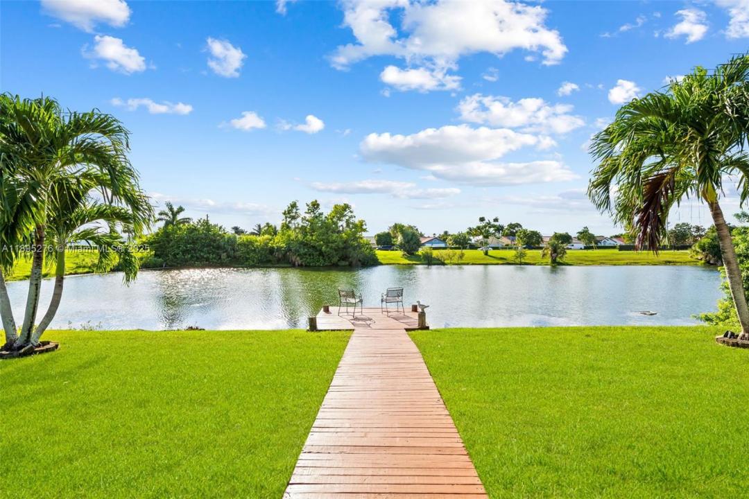 2141 NW 70th Lane, Margate, Florida 33063