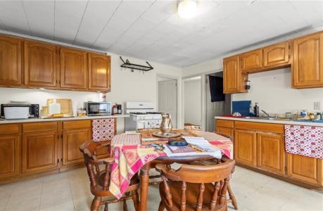 136 Duke Street, East Greenwich, Rhode Island 02818