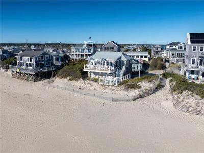 16 Percy Lane, Narragansett, RI 02879, USA