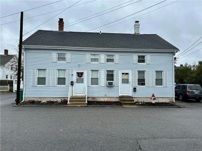 81 W Pontiac Street, Warwick, RI 02886, USA