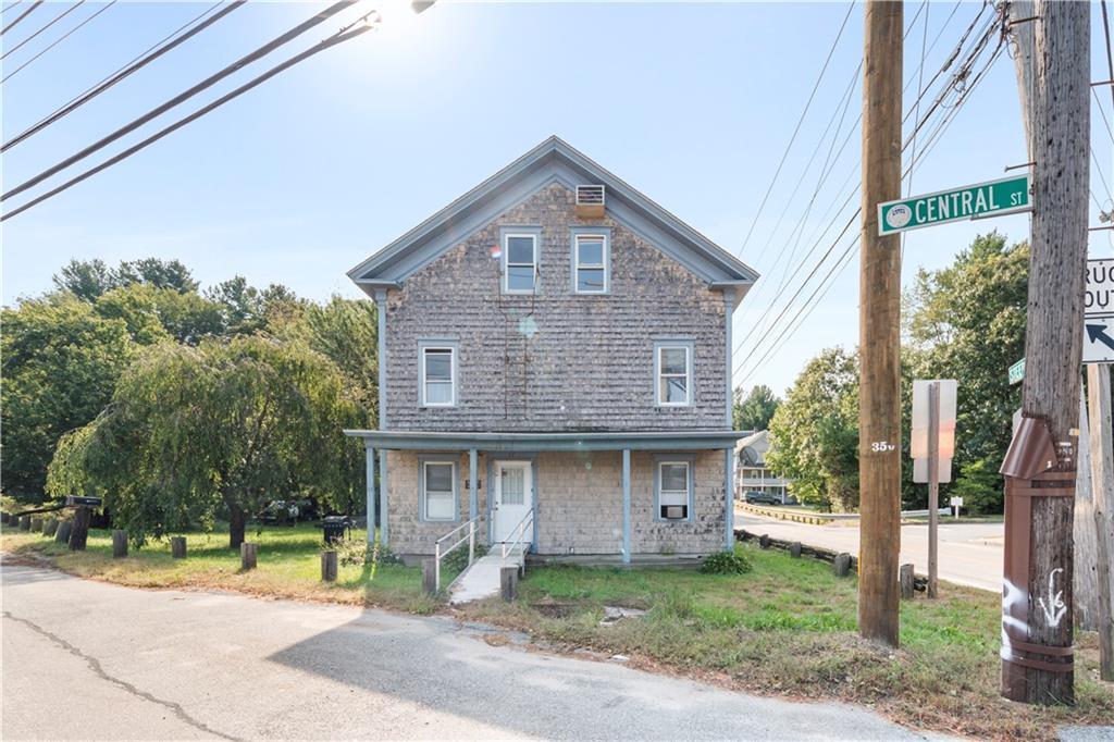 11 Central Street, Burrillville, Rhode Island 02830, Estados Unidos
