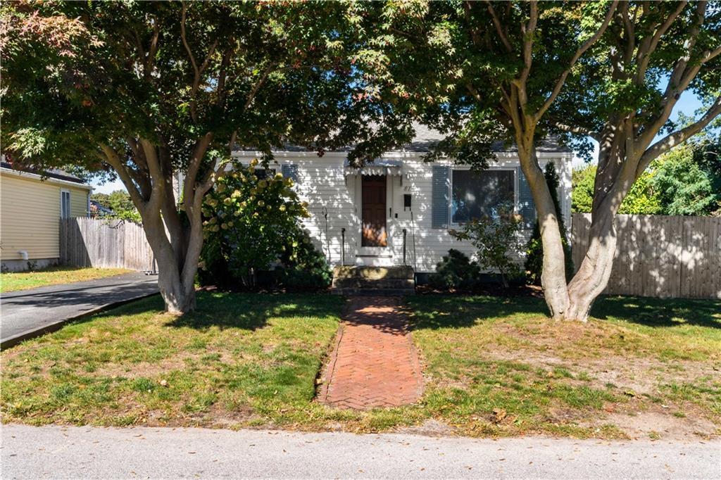 81 Easton Avenue, Warwick, Rhode Island 02888