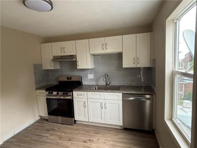 23 Starr Street D, Johnston, 罗得岛 02919, 美国
