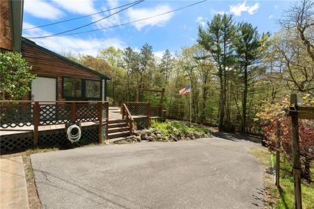 336 Switch Road, Richmond, Rhode Island 02832, Estados Unidos