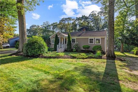 323 Angell Road, Lincoln, Rhode Island 02865, USA