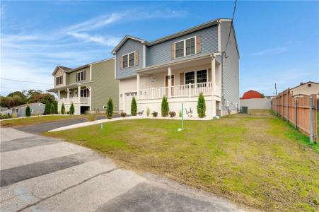 25 Orange Street, East Providence, Rhode Island 02916, États-Unis