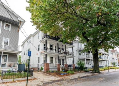 39 Richter Street, Providence, Rhode Island 02908, États-Unis