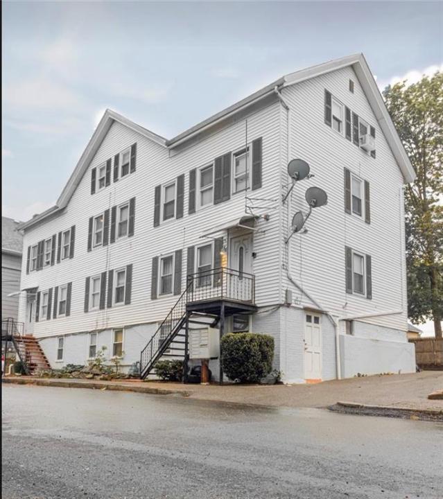 53 School Street, East Providence, Rhode Island 02914, Stati Uniti