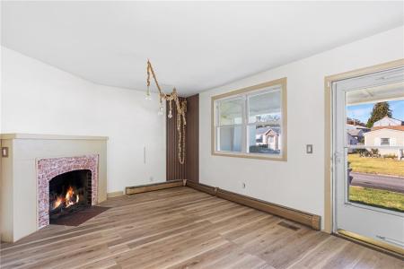 14 Whittlesey Road, Johnston, Rhode Island 02919, Stati Uniti