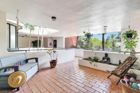2300 Diana 203, Hallandale Beach, Florida 33009