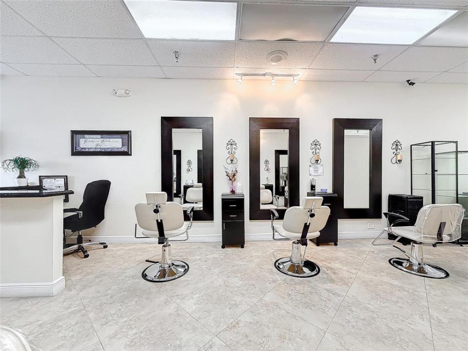 6271 W Sample road, Coral Springs, Florida 33067