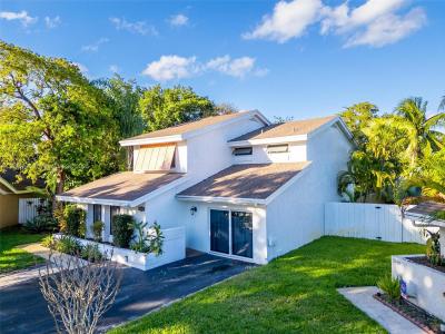8211 SW 39th Ct, Davie, Florida 33328, USA