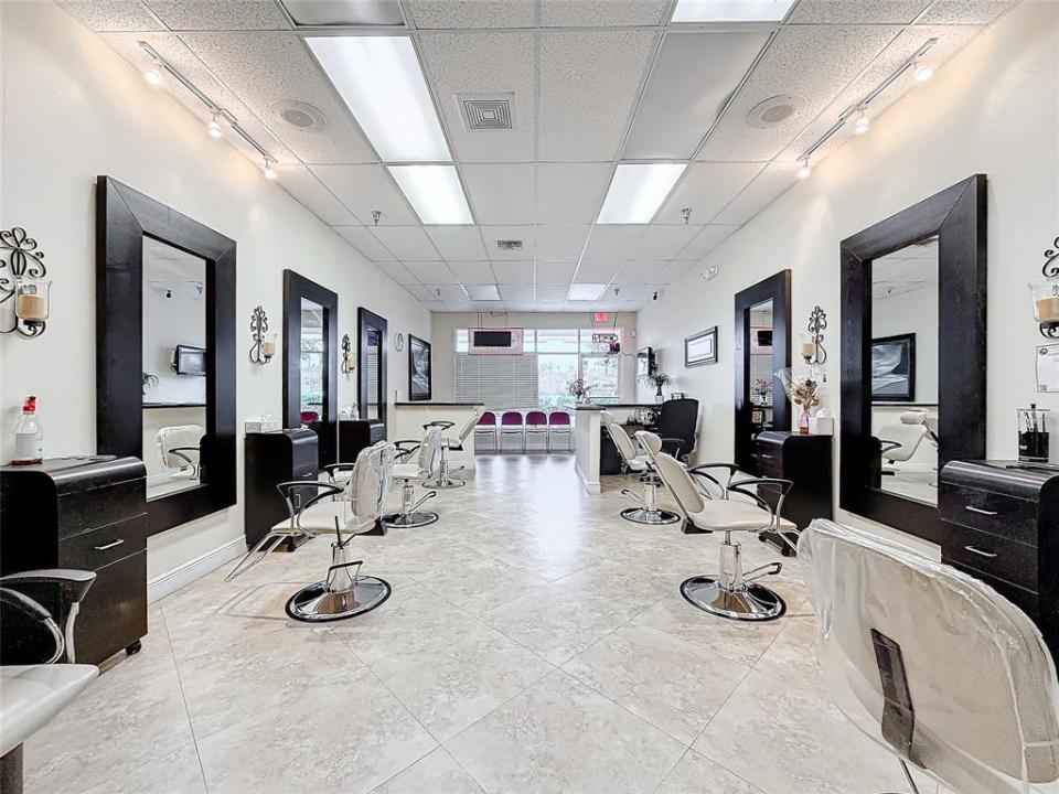 6271 W Sample road, Coral Springs, Florida 33067