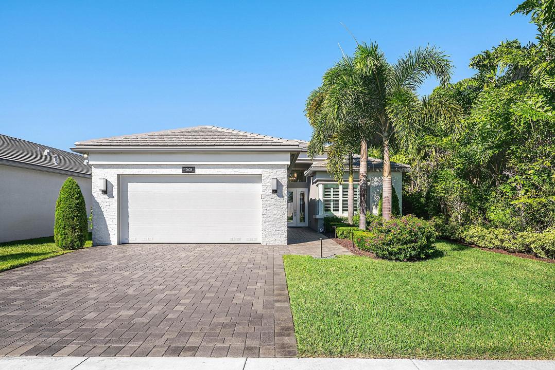 12626 Parrot Pond Road, Boynton Beach, Florida 33473