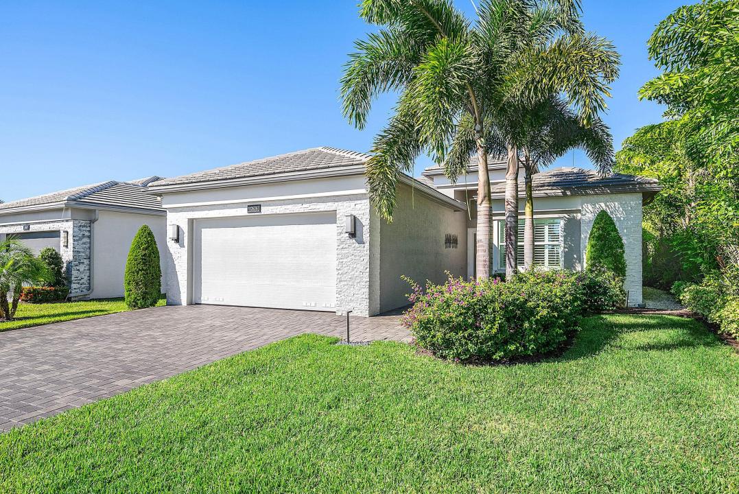12626 Parrot Pond Road, Boynton Beach, Florida 33473
