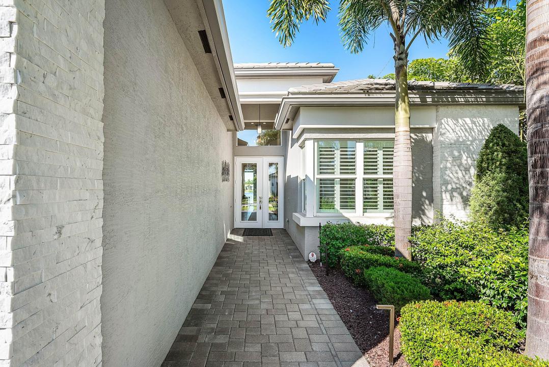 12626 Parrot Pond Road, Boynton Beach, Florida 33473