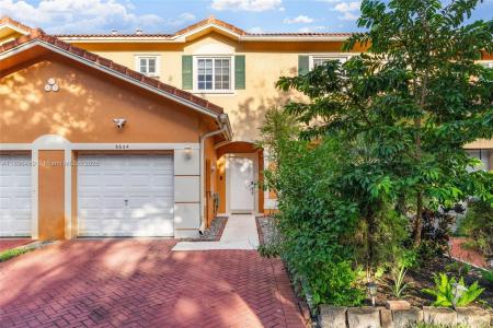 6604 Catalina Ln, Tamarac, Florida 33321, USA