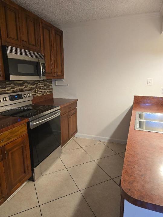 8369 N Coral Cir 8369, North Lauderdale, Floryda 33068, USA