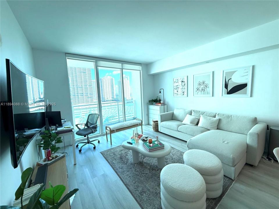 950 Brickell Bay Dr 1408, Miami, Floride 33131, États-Unis