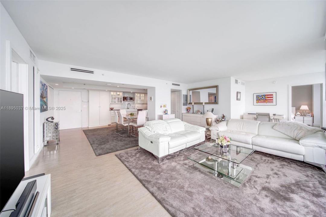 650 West Ave 2107, Miami Beach, Florida 33139, HOA KỲ