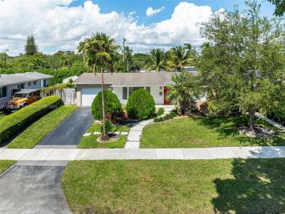 8761 Ridgeland Dr, Cutler Bay, Florida 33157, USA