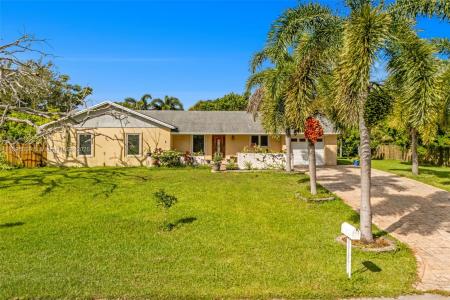 18102 SW 88th Pl, Palmetto Bay, Florida 33157, USA
