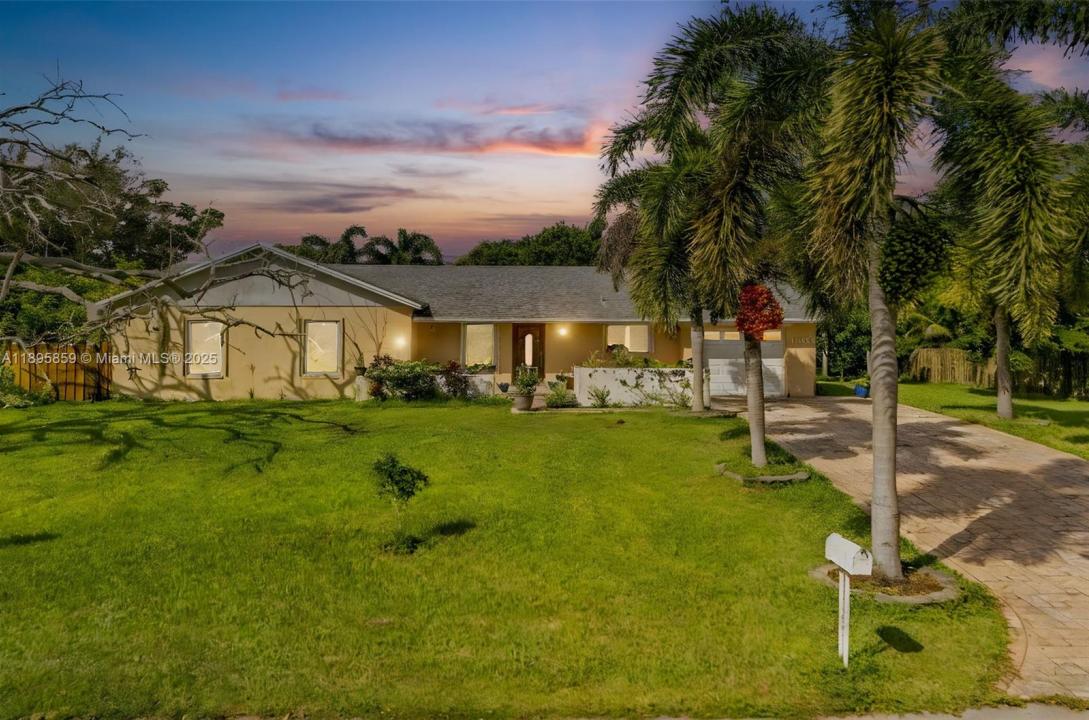 18102 SW 88th Pl, Palmetto Bay, Floryda 33157, USA