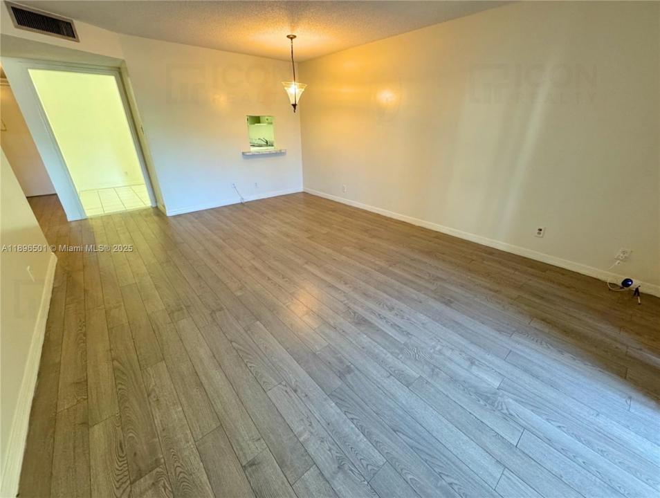 2060 NW 48th Ter 216, Lauderhill, فلوريدا 33313, الولايات المتحدة