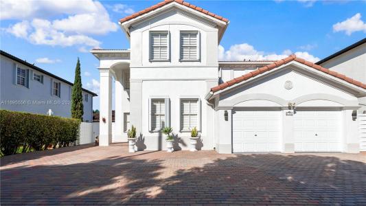 17994 NW 87th Pl, Hialeah, Florida 33018