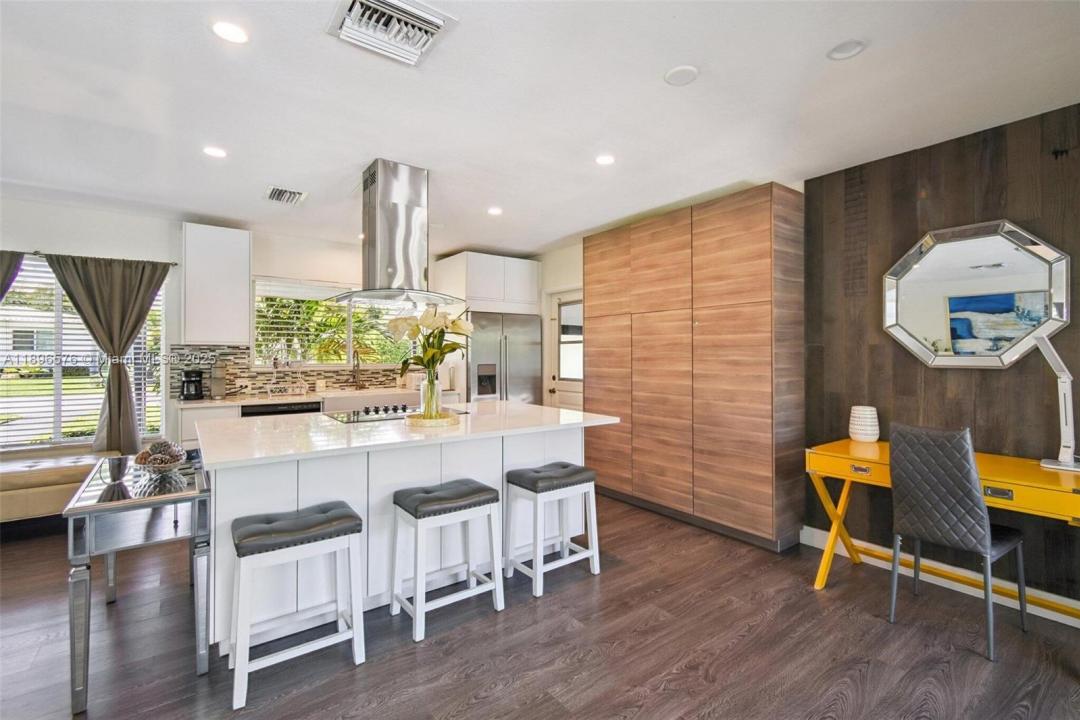 942 SE 13th Ave, Deerfield Beach, Floryda 33441, USA
