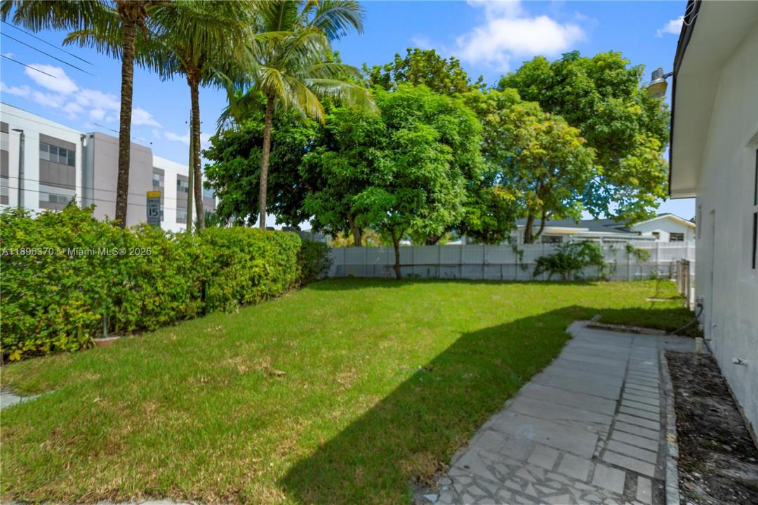 1140 NW 193rd St, Miami Gardens, Florida 33169, Estados Unidos