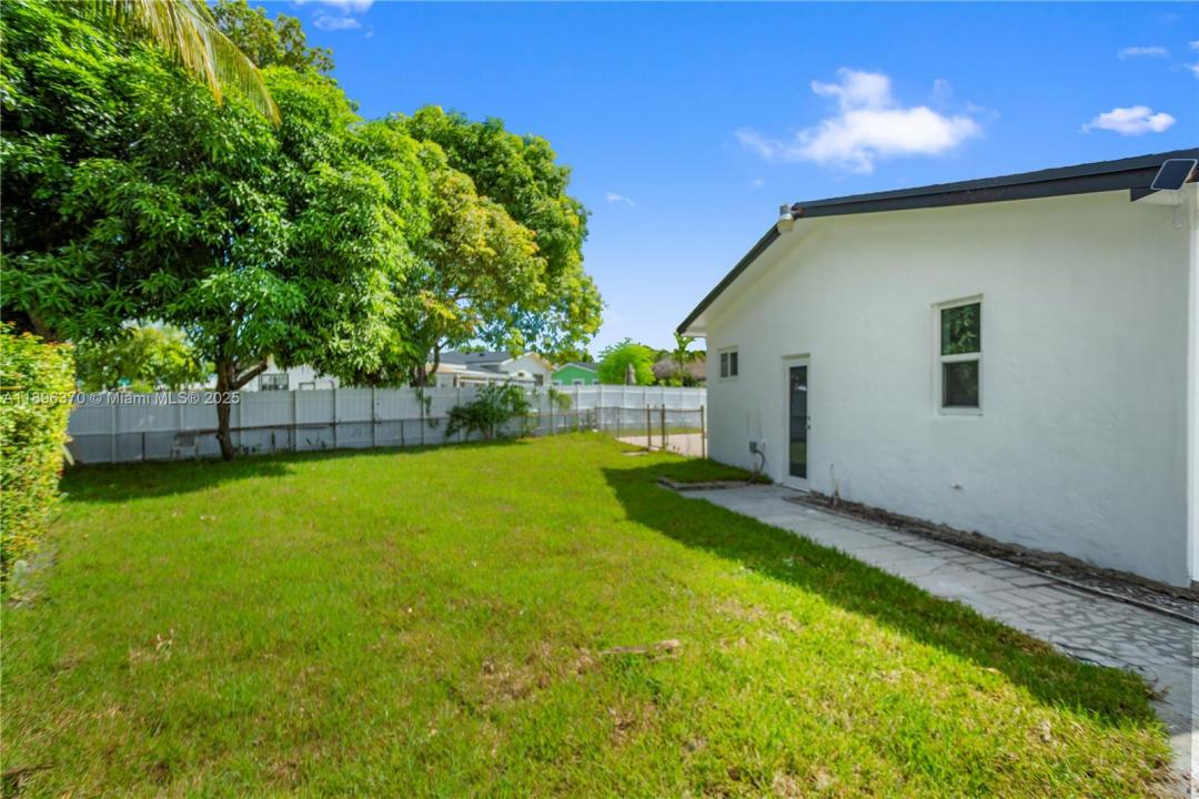 1140 NW 193rd St, Miami Gardens, Florida 33169, Estados Unidos