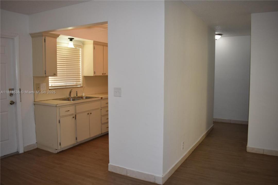 5400 Hollywood Blvd 4, Hollywood, Florida 33021, USA