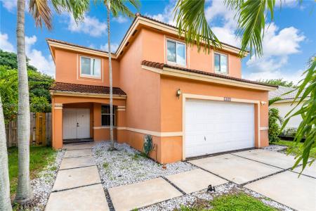 10470 SW 16th St, Pembroke Pines, Florida 33025, USA