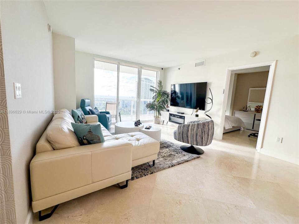 1850 S Ocean Dr 3308, Hallandale Beach, Florida 33009