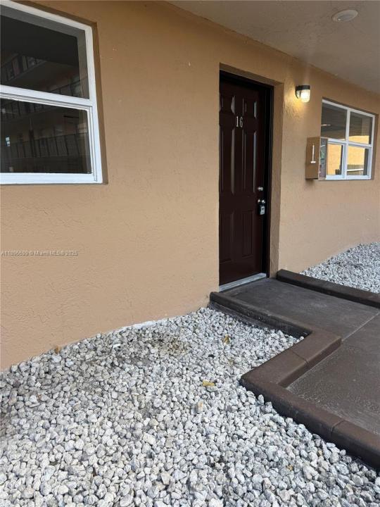 5425 W 24th Ave 16, Hialeah, Флорида 33016, Соединенные Штаты