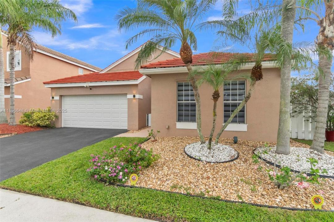 362 Bridgeton Rd, Weston, Florida 33326