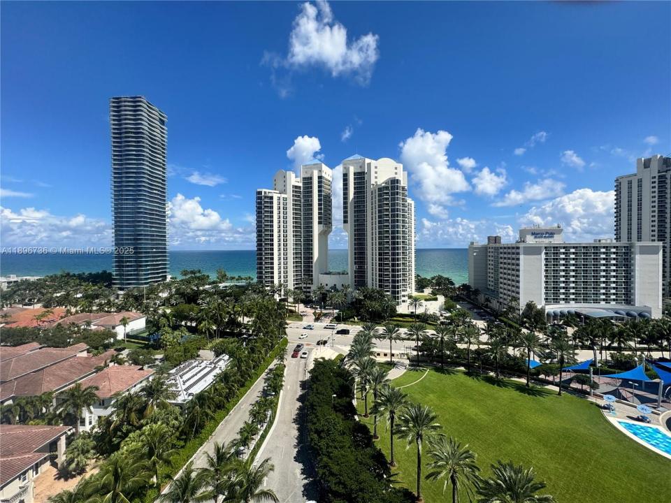 19370 Collins Ave 1427, Sunny Isles Beach, Florida 33160