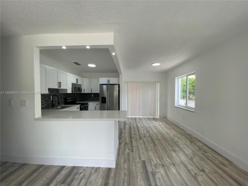 46 NW 44th St 46, Miami, فلوريدا 33127, الولايات المتحدة