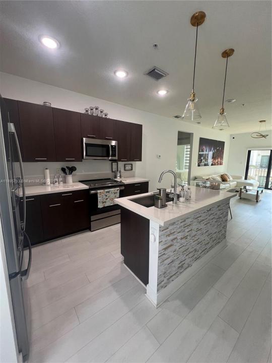 Doral, Florida 33166