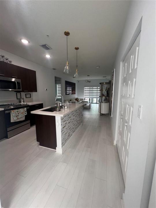 Doral, Florida 33166