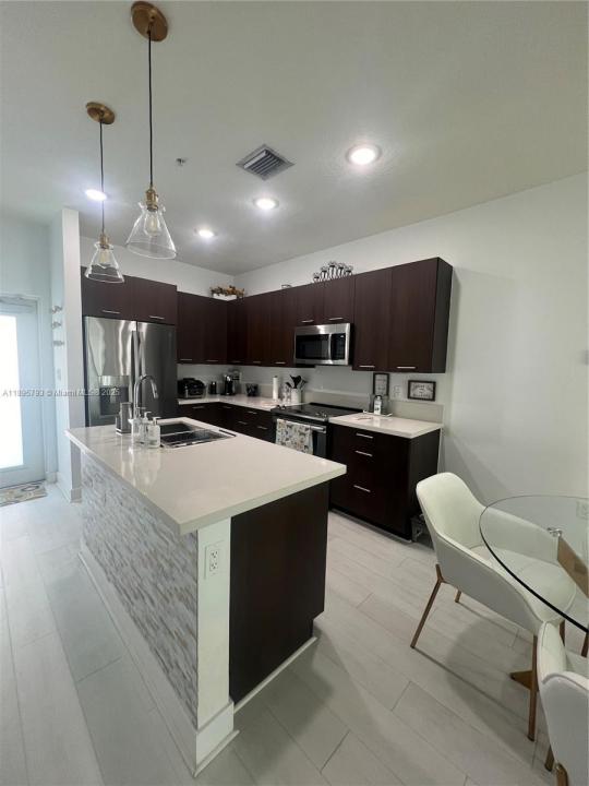 Doral, Florida 33166