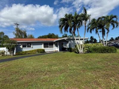 1553 W River Dr -, Margate, فلوريدا 33063, الولايات المتحدة