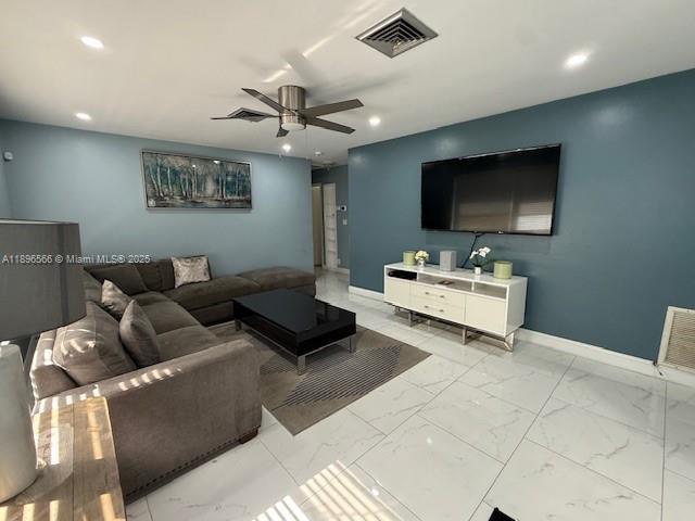 1553 W River Dr -, Margate, فلوريدا 33063, الولايات المتحدة