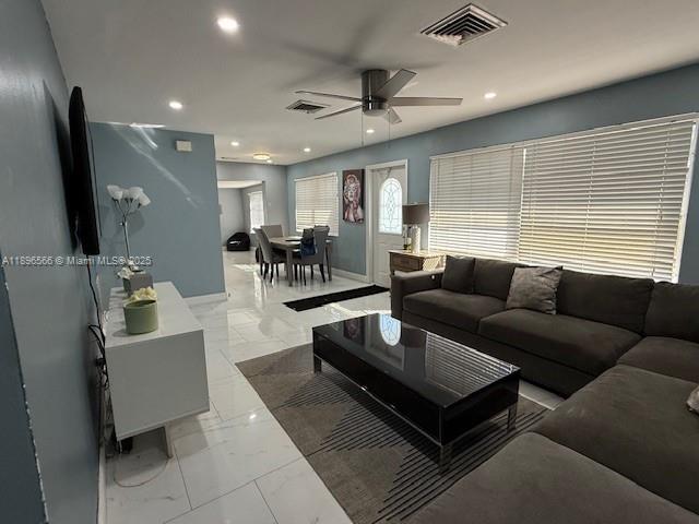 1553 W River Dr -, Margate, فلوريدا 33063, الولايات المتحدة