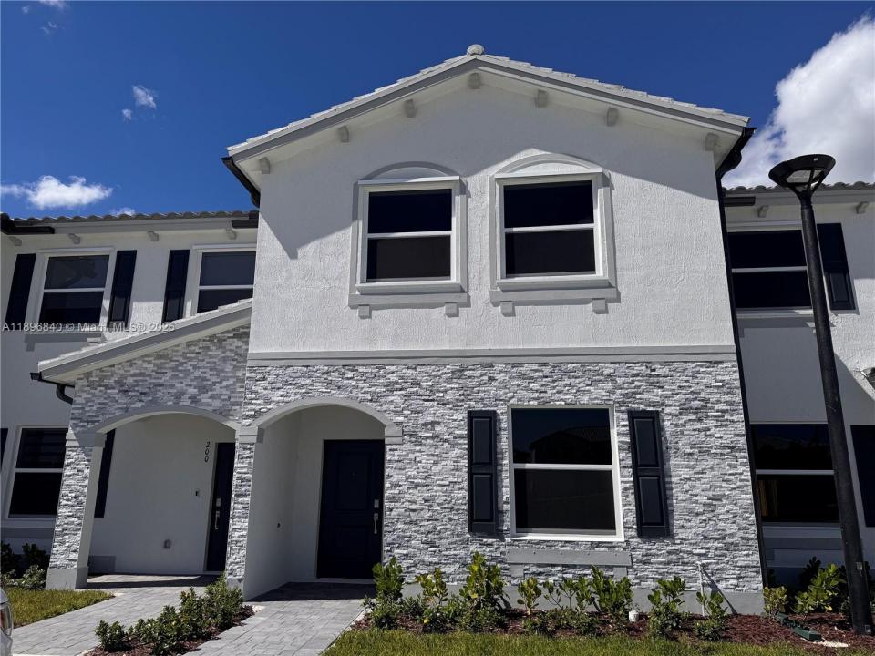 194 SE 10th Ct, Florida City, Florida 33034