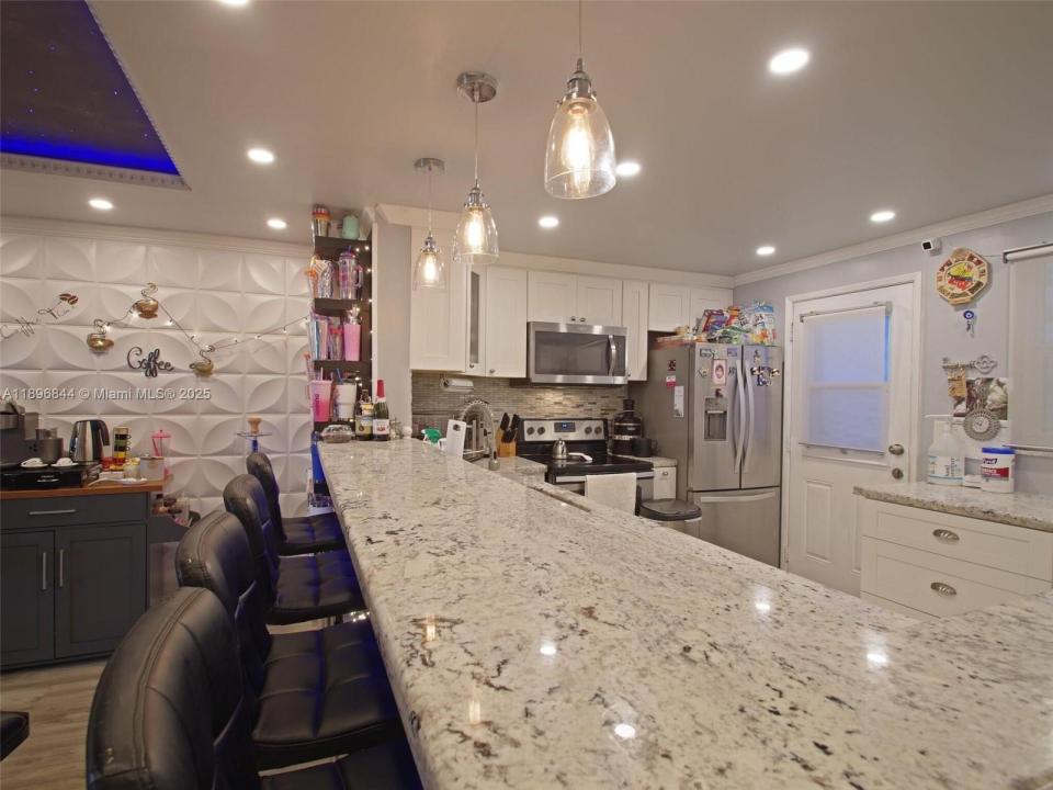 420 NE 12th Ave 401, Hallandale Beach, 플로리다 33009, 미국