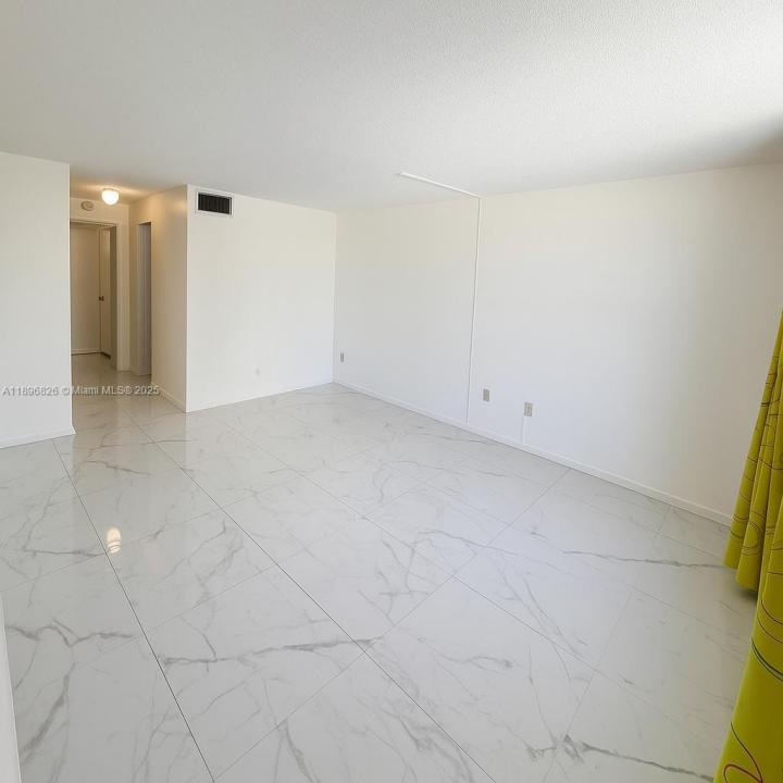 1710 NE 191st St 307-3, Miami, Florida 33179