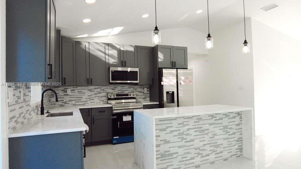 4115 EL RADO AVE, Sebring, פלורידה 33872, ארצות הברית של אמריקה