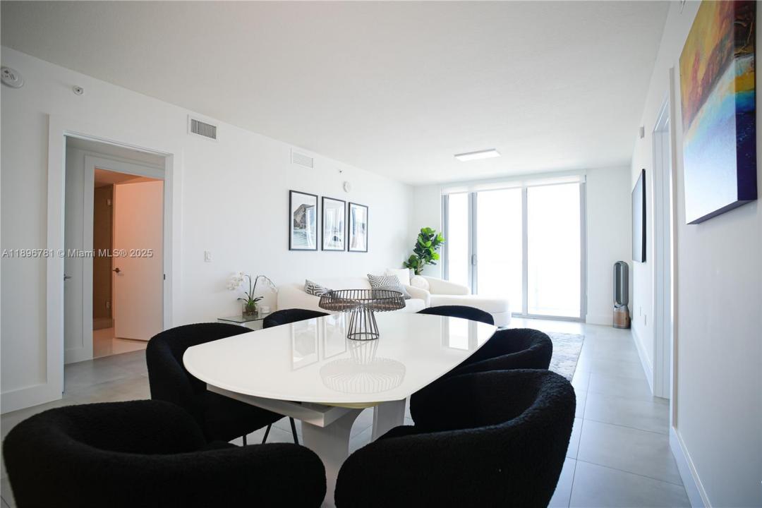 300 Sunny Isles Blvd 4-1603, Sunny Isles Beach, Floride 33160, États-Unis